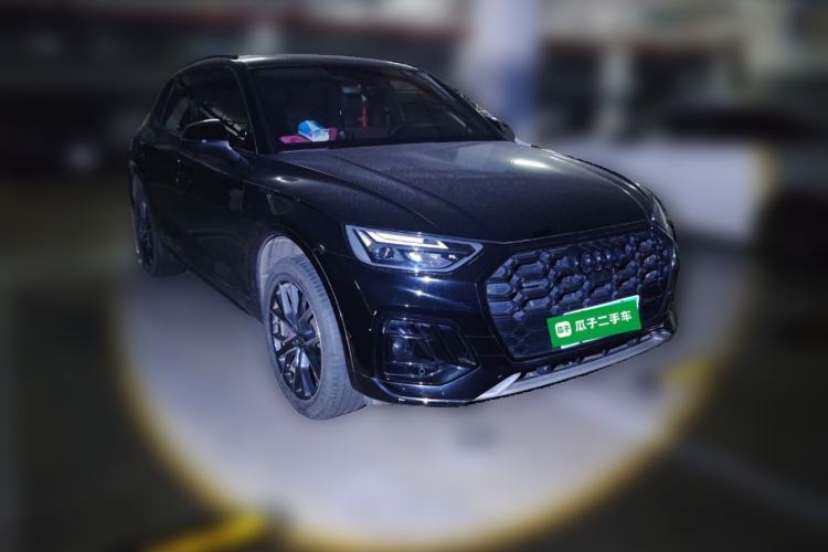 Used Audi Q5L 2024 45 TFSI Luxury Dynamic Model Front Right 45 Deg