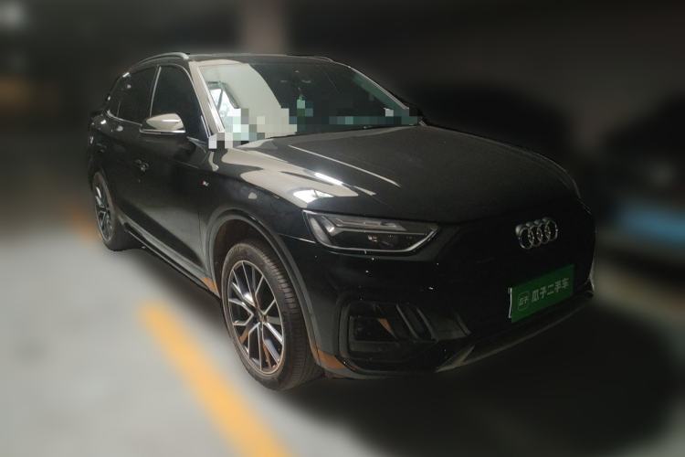 Used Audi Q5L 2024 45 TFSI Luxury Dynamic Model Front Right 45 Deg