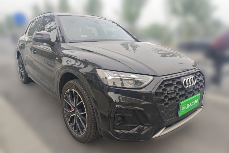 Used Audi Q5L 2024 45 TFSI Luxury Dynamic Model Front Right 45 Deg
