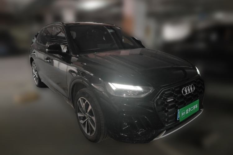 Used Audi Q5L 2024 40 TFSI Luxury Dynamic Edition Front Right 45 Deg
