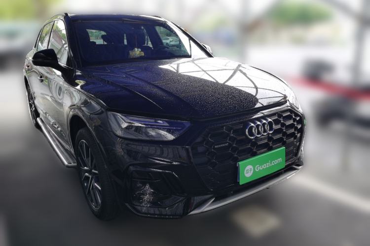 Used Audi Q5L 2024 45 TFSI Luxury Dynamic Model Front Right 45 Deg