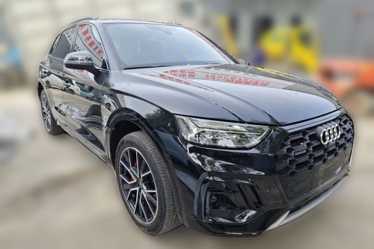 Used Audi Q5L 2024 45 TFSI Luxury Dynamic Model Front Right 45 Deg