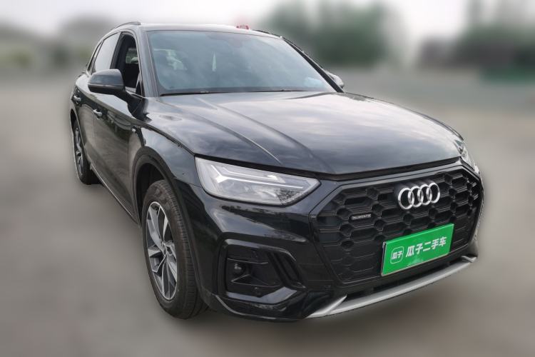 Used Audi Q5L 2024 40 TFSI Luxury Dynamic Edition Front Right 45 Deg