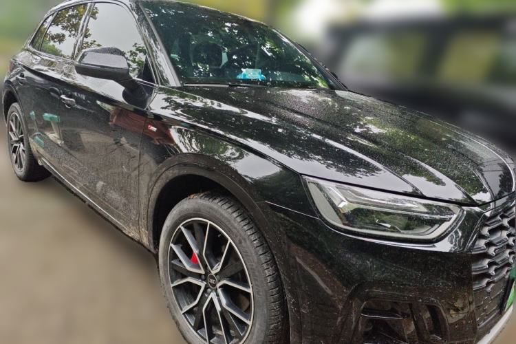 Used Audi Q5L 2024 45 TFSI Luxury Dynamic Model Front Right 45 Deg