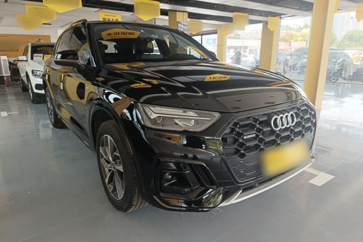 Used Audi Q5L 2024 40 TFSI Luxury Dynamic Edition Front Right 45 Deg