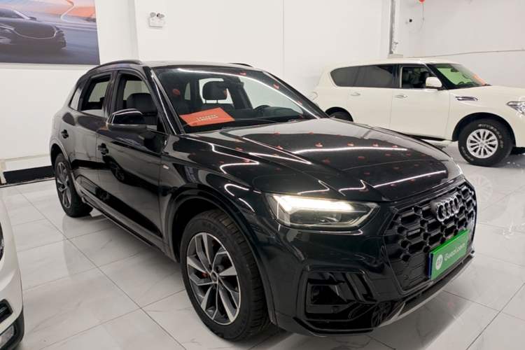 Used Audi Q5L 2024 40 TFSI Luxury Dynamic Edition Front Right 45 Deg