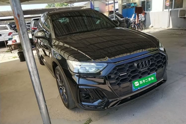 Used Audi Q5L 2024 45 TFSI Luxury Dynamic Model Front Right 45 Deg