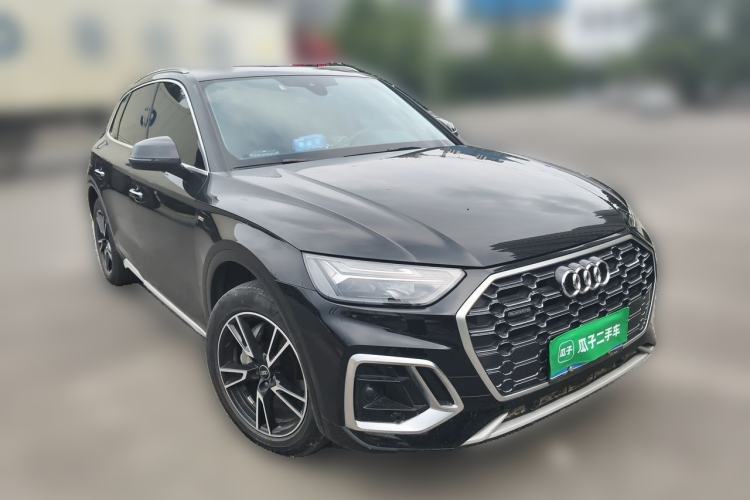 Used Audi Q5L 2024 40 TFSI Fashion Dynamic Model Front Right 45 Deg