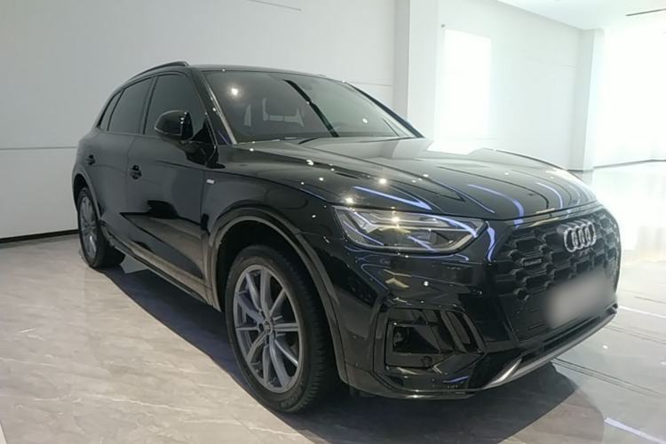 Used Audi Q5L 2024 40 TFSI Luxury Dynamic Edition Front Right 45 Deg