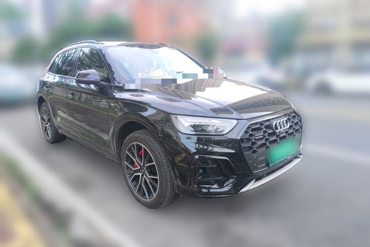 Used Audi Q5L 2024 45 TFSI Luxury Dynamic Model Front Right 45 Deg