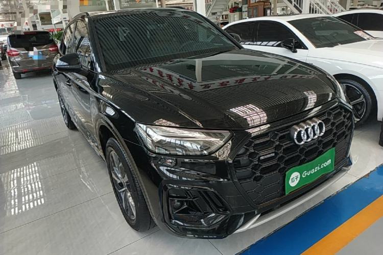 Used Audi Q5L 2024 40 TFSI Luxury Dynamic Edition Front Right 45 Deg