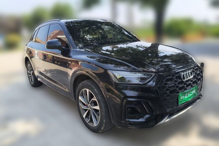 Used Audi Q5L 2024 40 TFSI Luxury Dynamic Edition Front Right 45 Deg