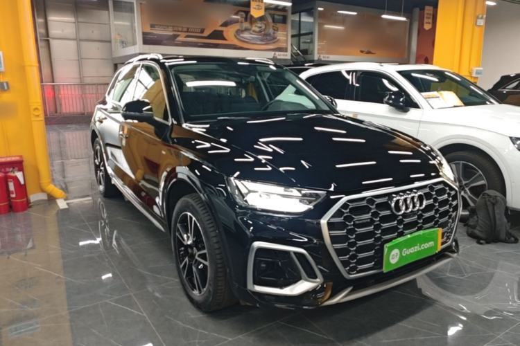 Used Audi Q5L 2024 40 TFSI Fashion Dynamic Model Front Right 45 Deg