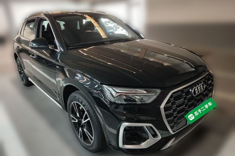 Used Audi Q5L 2024 40 TFSI Fashion Dynamic Model Front Right 45 Deg