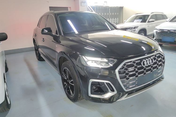 Used Audi Q5L 2024 40 TFSI Fashion Dynamic Model Front Right 45 Deg