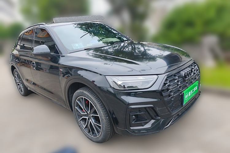 Used Audi Q5L 2024 45 TFSI Luxury Dynamic Model Front Right 45 Deg