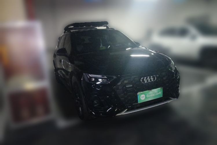 Used Audi Q5L 2024 45 TFSI Luxury Dynamic Model Front Right 45 Deg