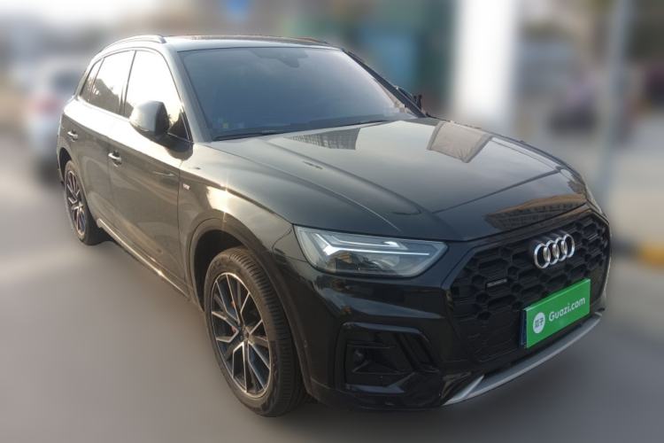 Used Audi Q5L 2024 45 TFSI Luxury Dynamic Model Front Right 45 Deg