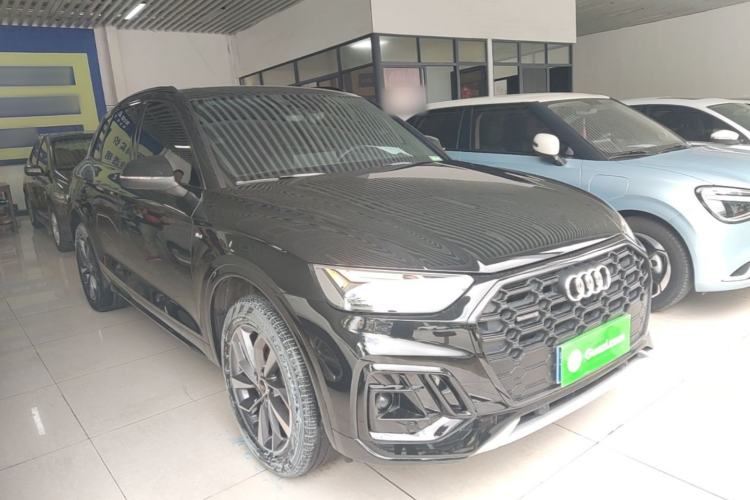 Used Audi Q5L 2024 40 TFSI Luxury Dynamic Edition Front Right 45 Deg