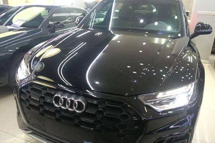 Used Audi Q5L 2024 40 TFSI Luxury Dynamic Edition Front