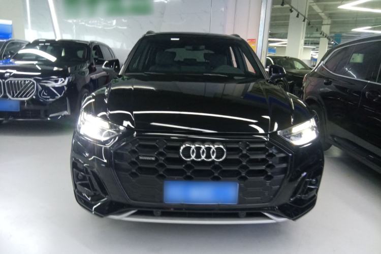 Used Audi Q5L 2024 40 TFSI Luxury Dynamic Edition Front