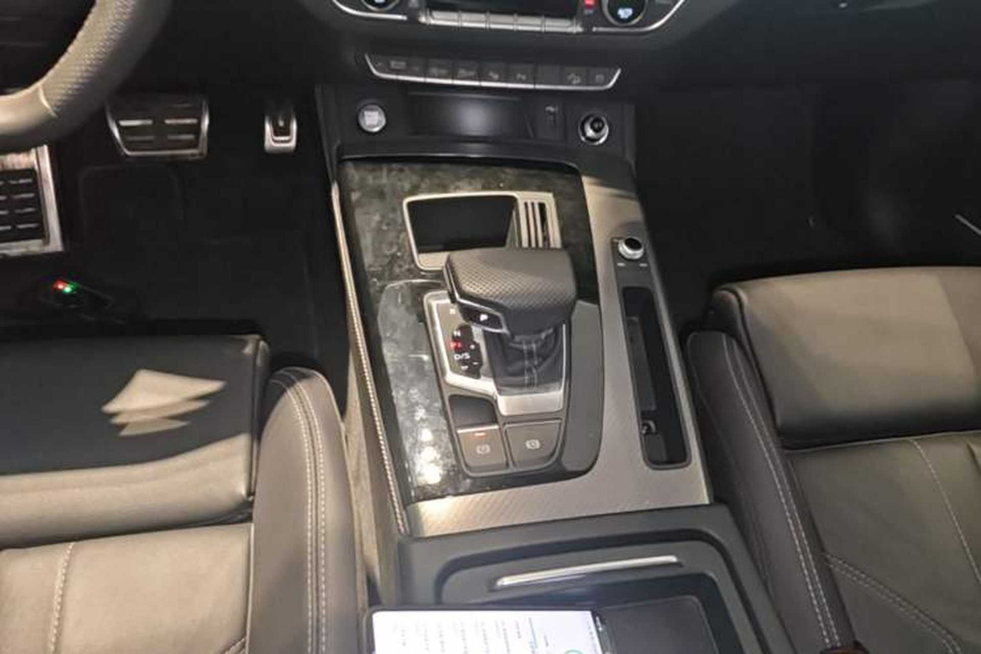 Used Audi Q5L 2024 45 TFSI Luxury Dynamic Model Gear Lever