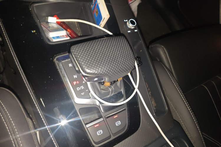 Used Audi Q5L 2024 40 TFSI Luxury Dynamic Edition Gear Lever