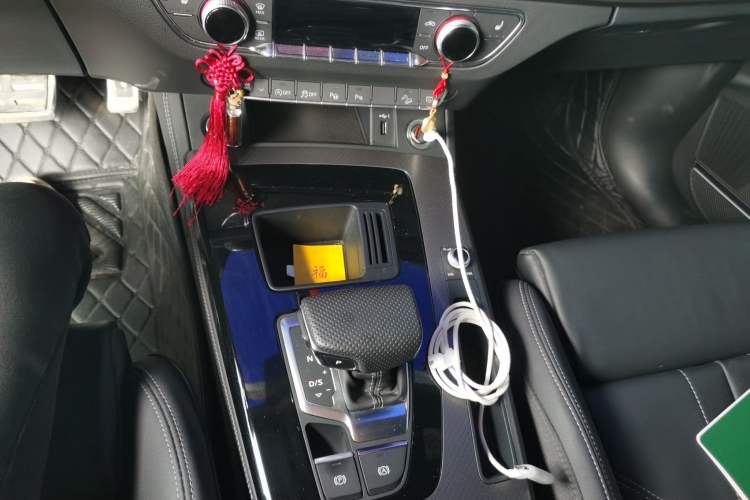 Used Audi Q5L 2024 45 TFSI Luxury Dynamic Model Gear Lever