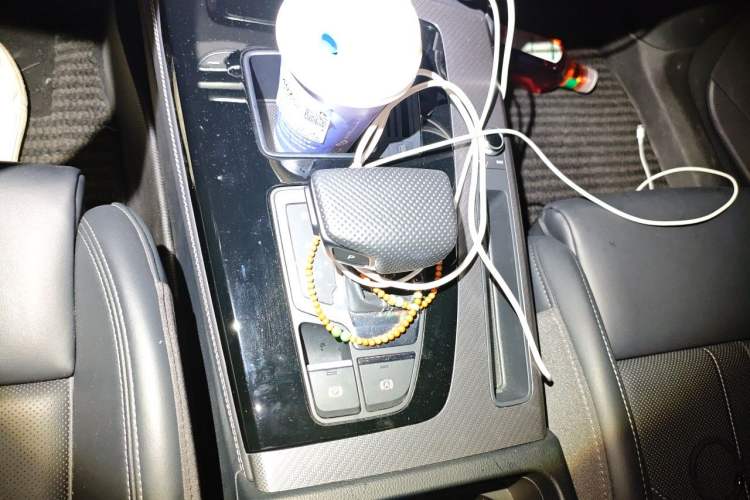 Used Audi Q5L 2024 40 TFSI Luxury Dynamic Edition Gear Lever