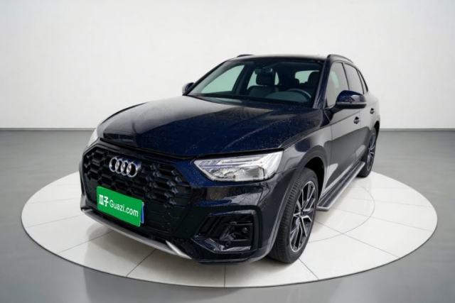 Ojetý Audi Q5L 2024 45 TFSI Luxury Dynamic Model