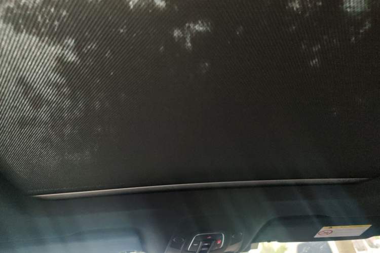 Used Audi Q5L 2024 45 TFSI Luxury Dynamic Model Headliner