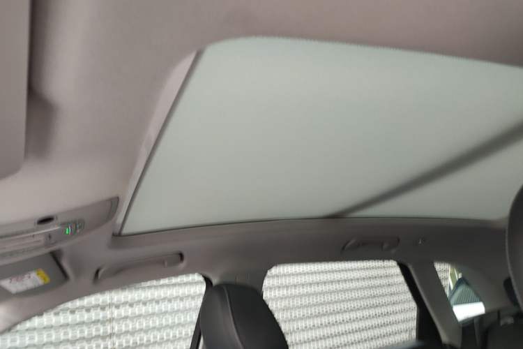 Used Audi Q5L 2024 40 TFSI Fashion Dynamic Model Headliner