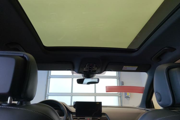 Used Audi Q5L 2024 40 TFSI Luxury Dynamic Edition Headliner