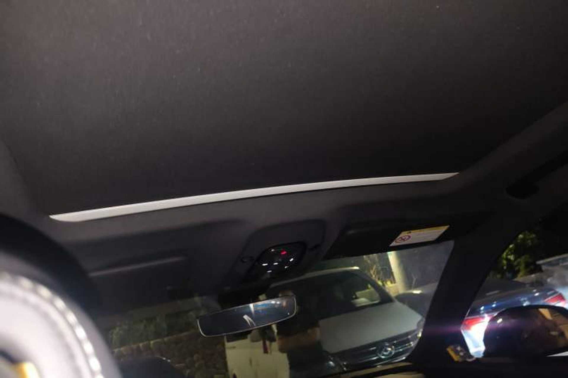 Used Audi Q5L 2024 40 TFSI Luxury Dynamic Edition Headliner