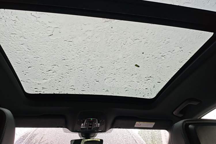 Used Audi Q5L 2024 40 TFSI Luxury Dynamic Edition Headliner