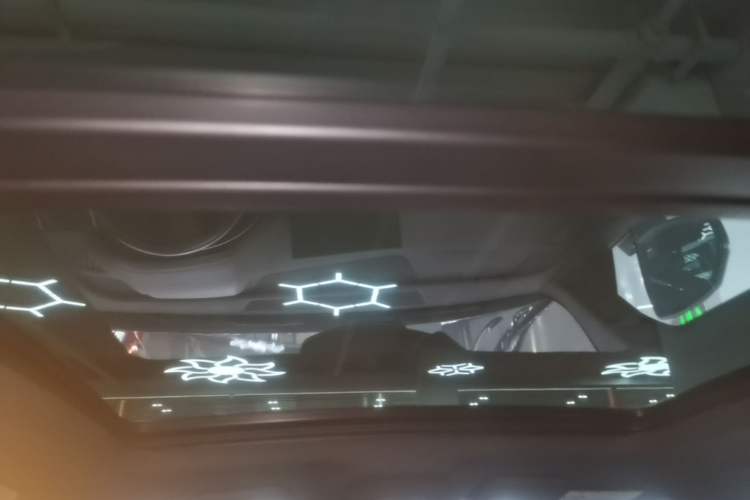 Used Audi Q5L 2024 40 TFSI Luxury Dynamic Edition Headliner