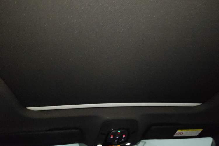 Used Audi Q5L 2024 40 TFSI Luxury Dynamic Edition Headliner