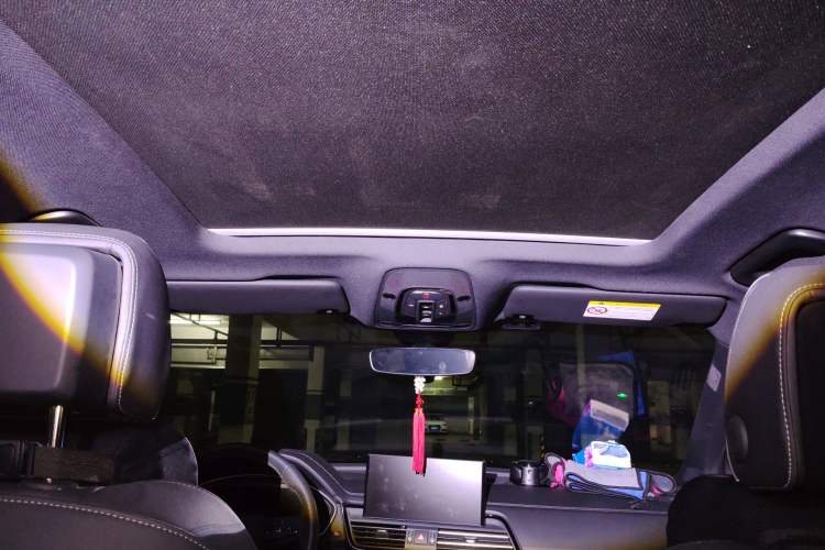 Used Audi Q5L 2024 45 TFSI Luxury Dynamic Model Headliner