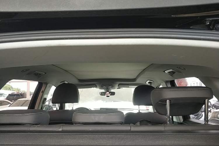 Used Audi Q5L 2024 40 TFSI Fashion Dynamic Model Headliner