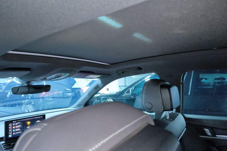 Used Audi Q5L 2024 45 TFSI Luxury Dynamic Model Headliner