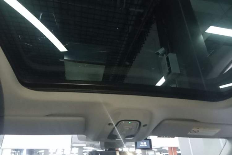 Used Audi Q5L 2024 40 TFSI Fashion Dynamic Model Headliner