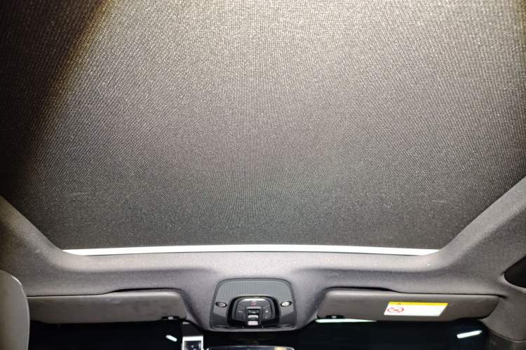Used Audi Q5L 2024 40 TFSI Luxury Dynamic Edition Headliner