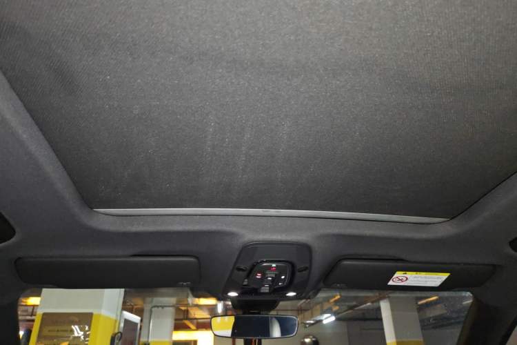 Used Audi Q5L 2024 40 TFSI Luxury Dynamic Edition Headliner