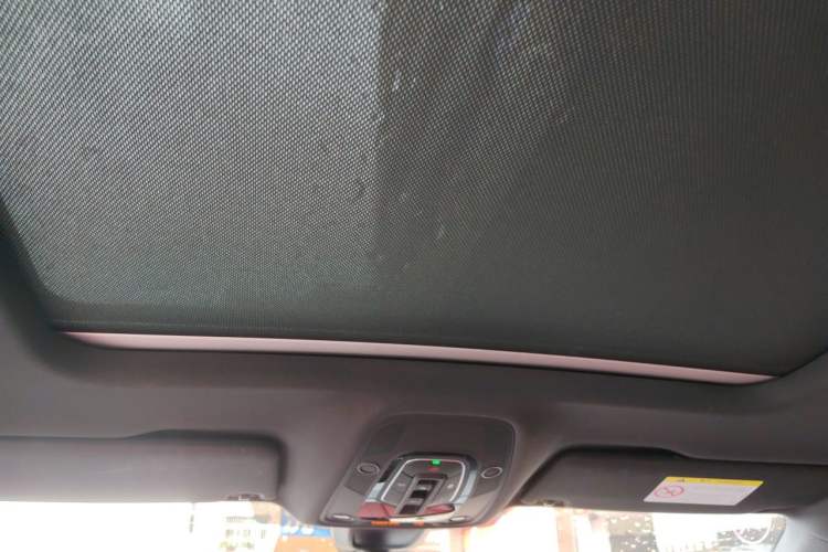 Used Audi Q5L 2024 40 TFSI Luxury Dynamic Edition Headliner