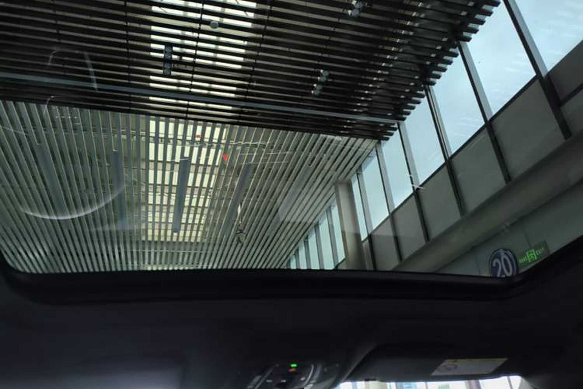 Used Audi Q5L 2024 45 TFSI Luxury Dynamic Model Headliner
