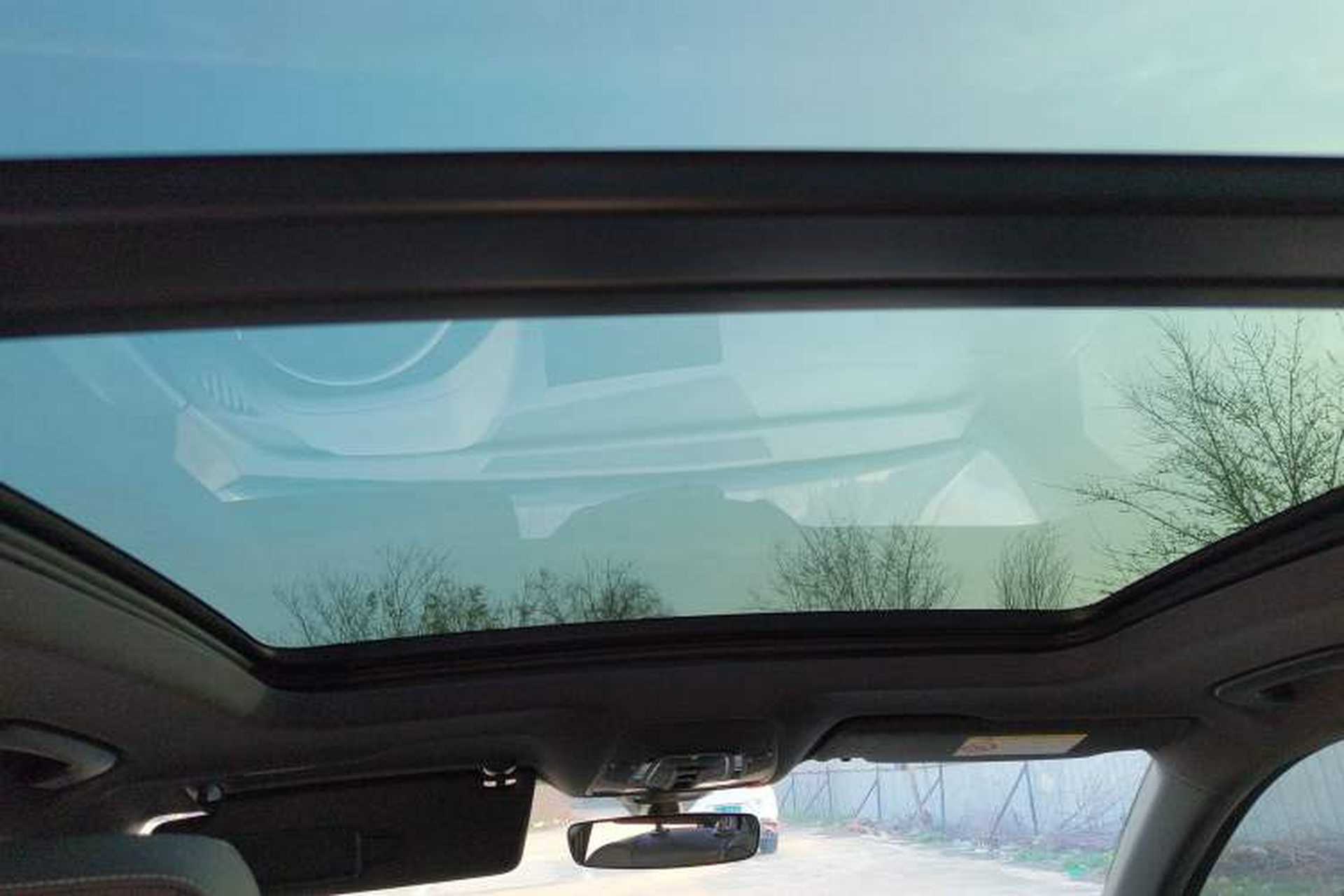 Used Audi Q5L 2024 40 TFSI Luxury Dynamic Edition Headliner
