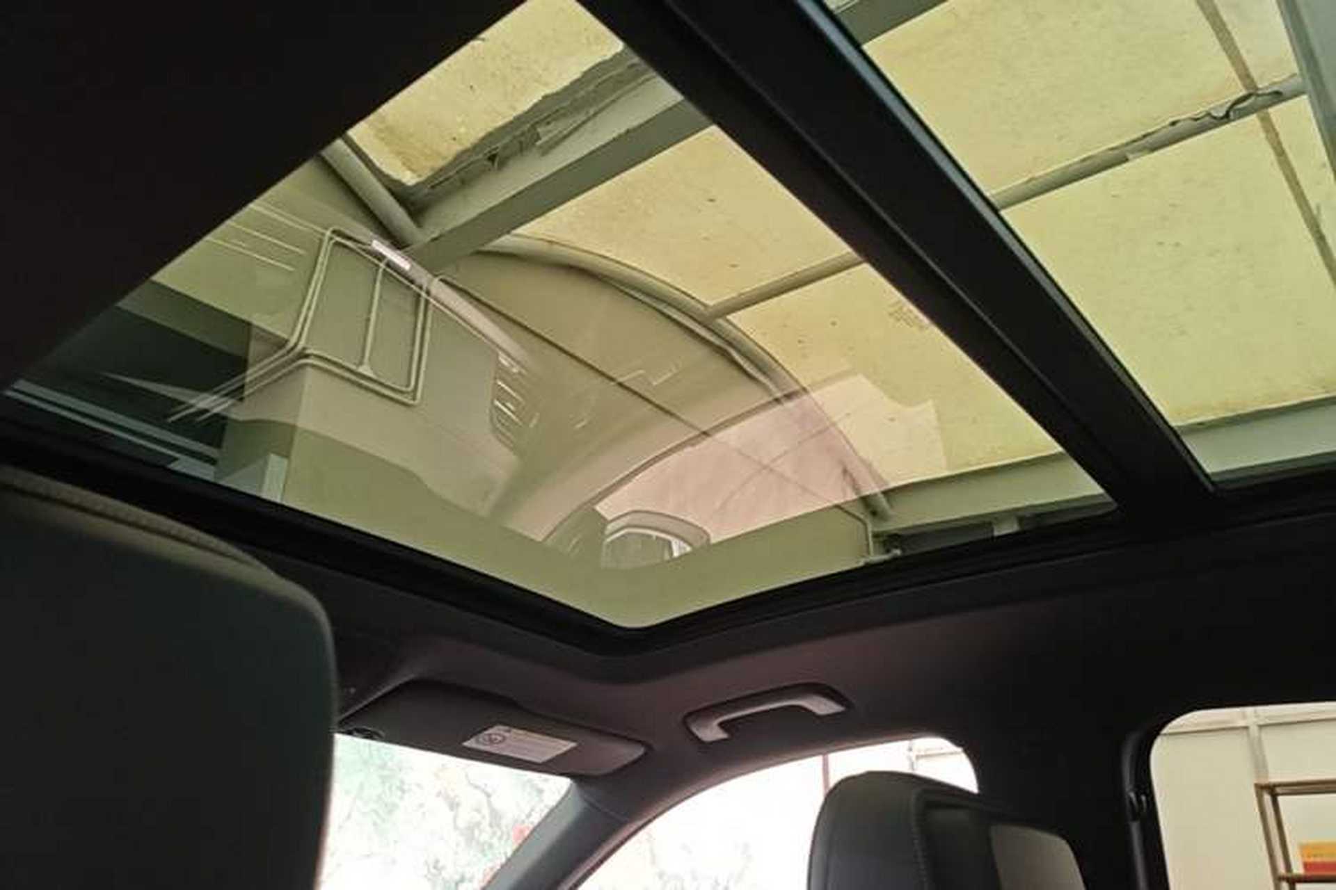 Used Audi Q5L 2024 40 TFSI Luxury Dynamic Edition Headliner