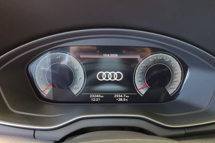 Used Audi Q5L 2024 40 TFSI Luxury Dynamic Edition Instrument Cluster