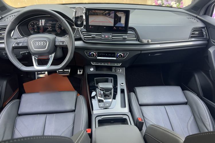 Used Audi Q5L 2024 45 TFSI Luxury Dynamic Model Interior 1