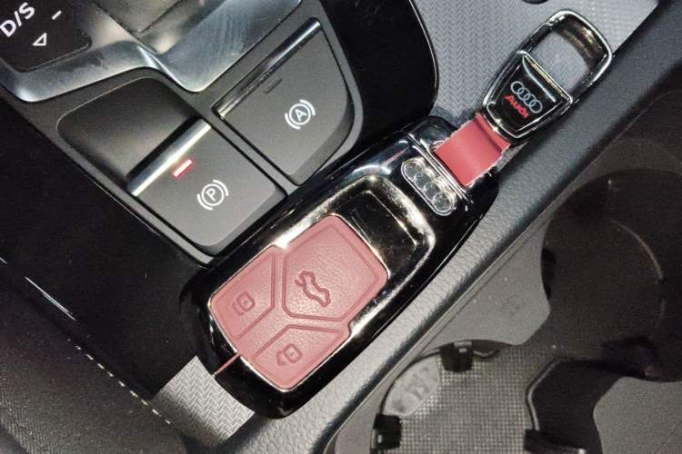 Used Audi Q5L 2024 40 TFSI Luxury Dynamic Edition Interior 1
